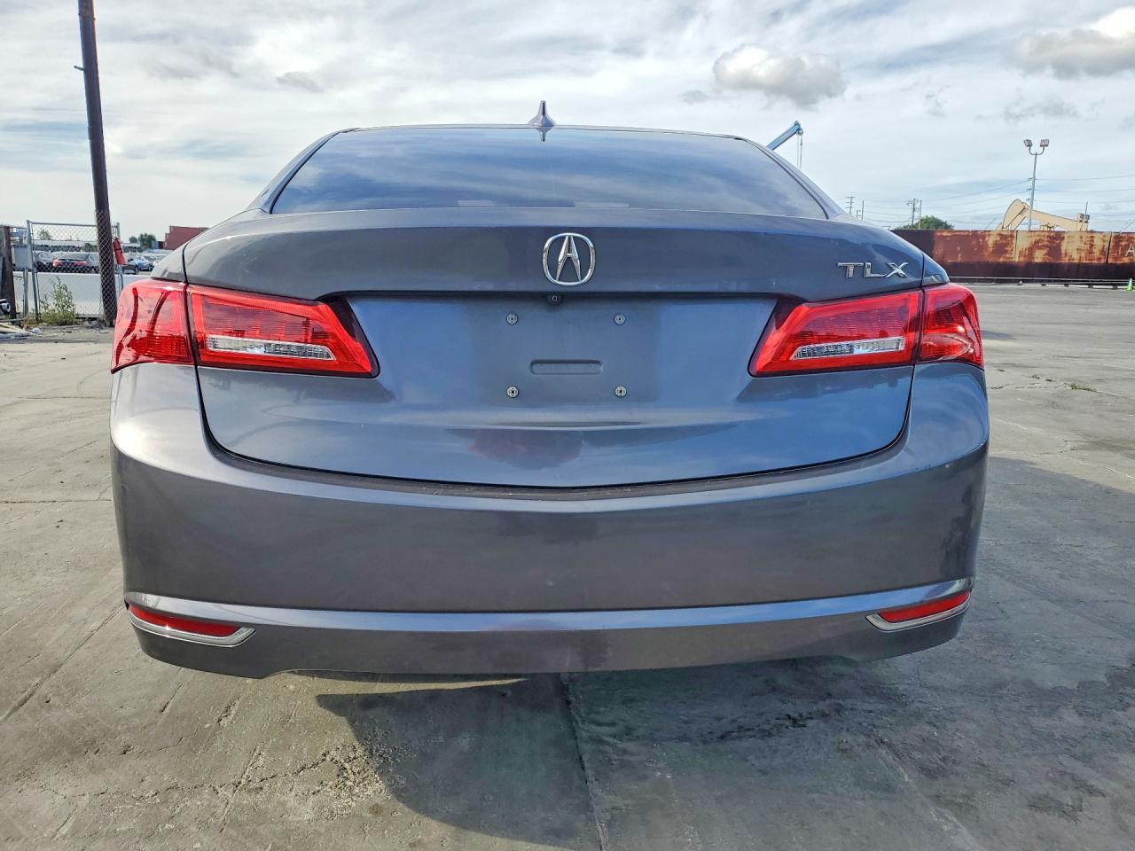 2018 ACURA TLX TECH photo 11