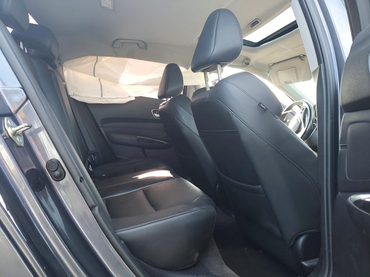 2018 ACURA TLX TECH photo 19