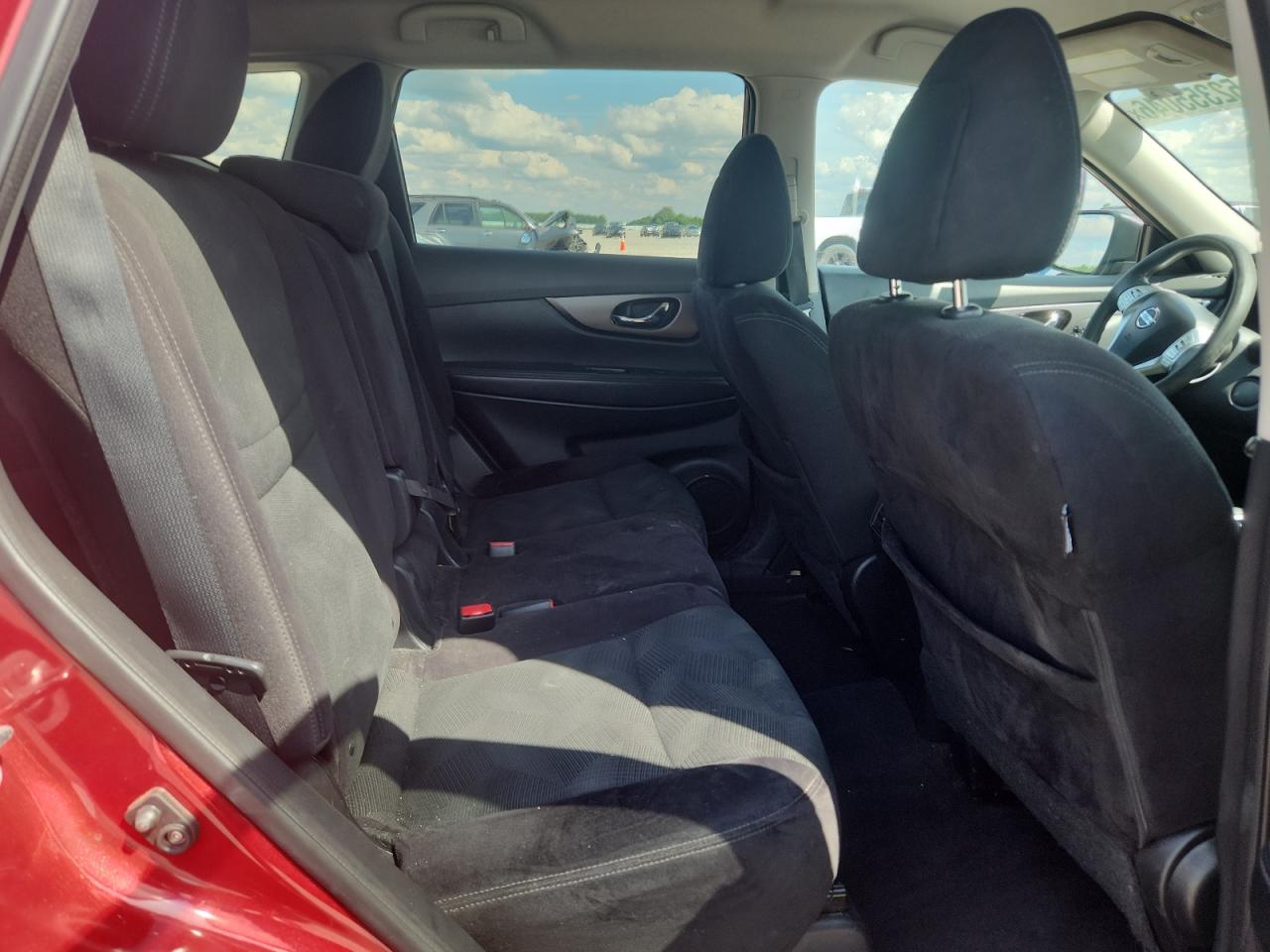 2014 NISSAN ROGUE SV photo 21