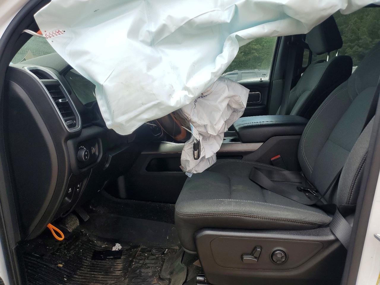 2021 RAM 1500 BIG HORN photo 7