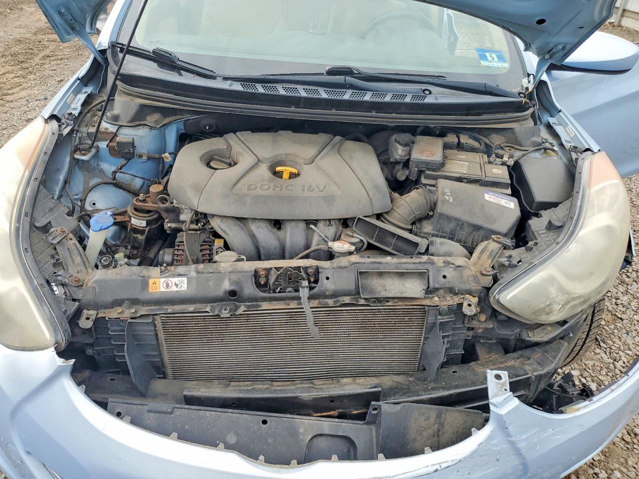 2013 HYUNDAI ELANTRA GLS photo 21
