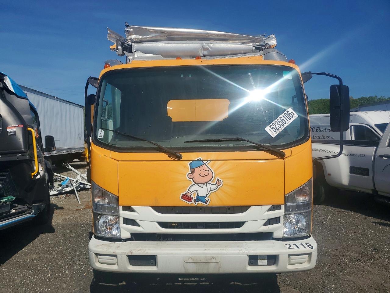 2021 ISUZU NPR BOX TRUCK photo 13