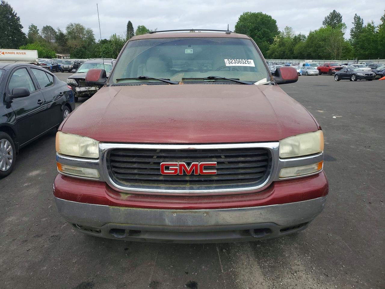 2002 GMC YUKON photo 5