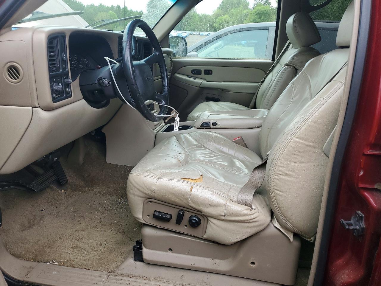 2002 GMC YUKON photo 7