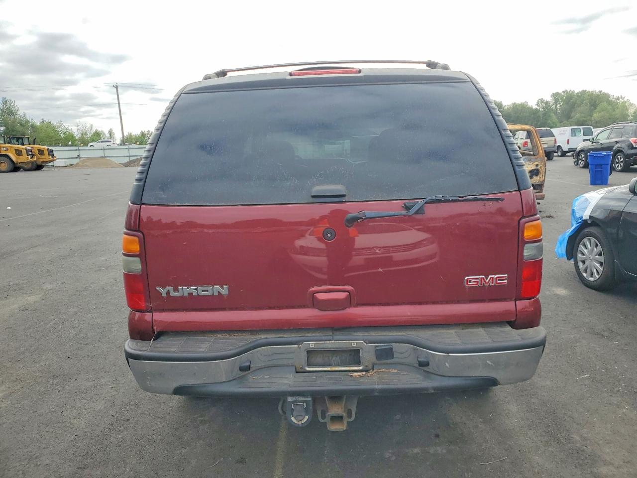 2002 GMC YUKON photo 6