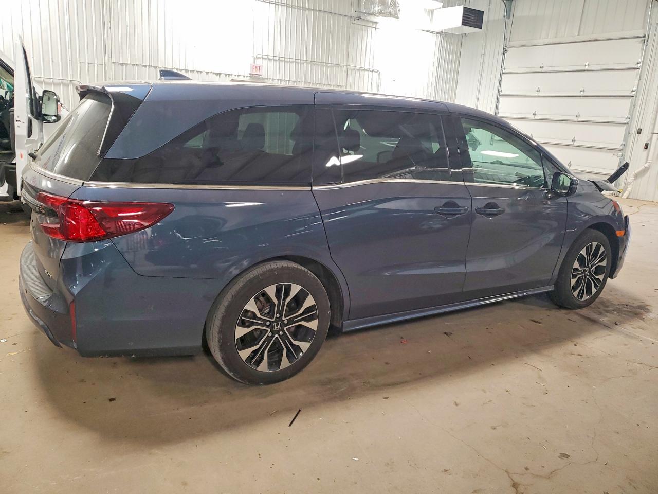 2025 HONDA ODYSSEY ELITE photo 5