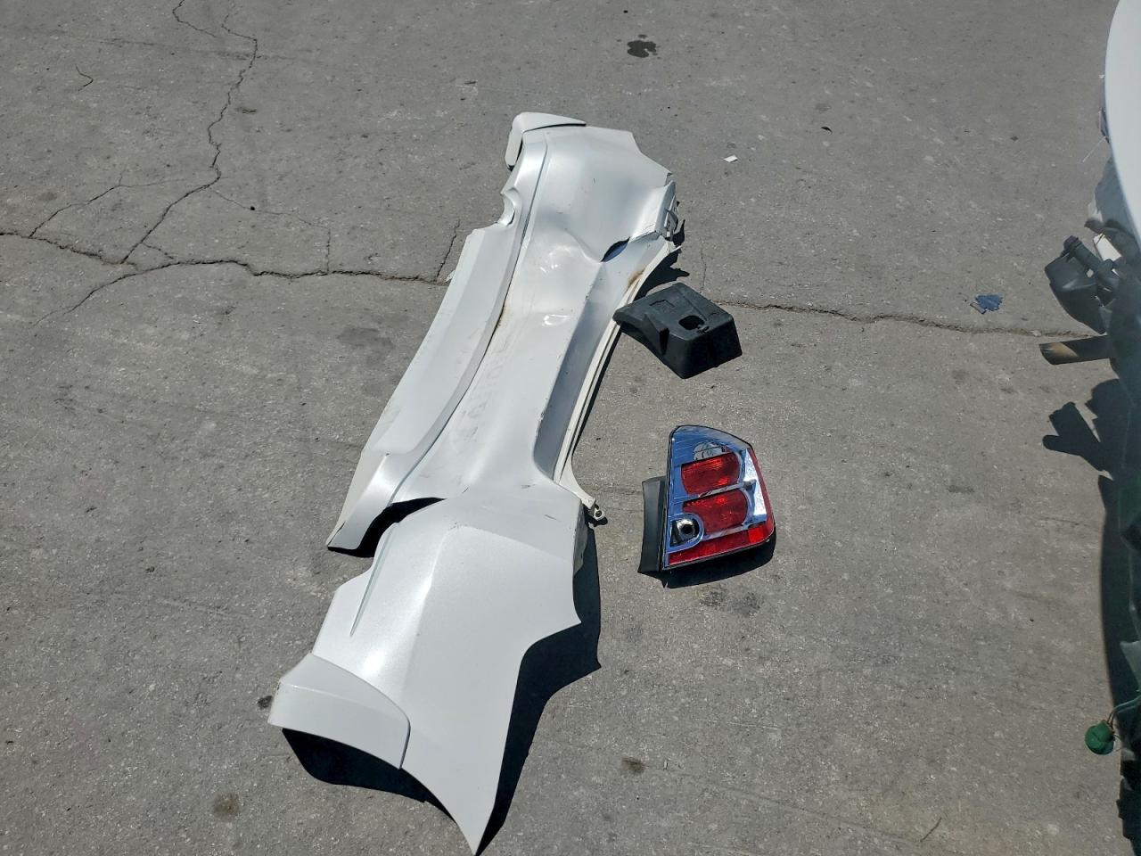 2012 NISSAN SENTRA 2.0 photo 34