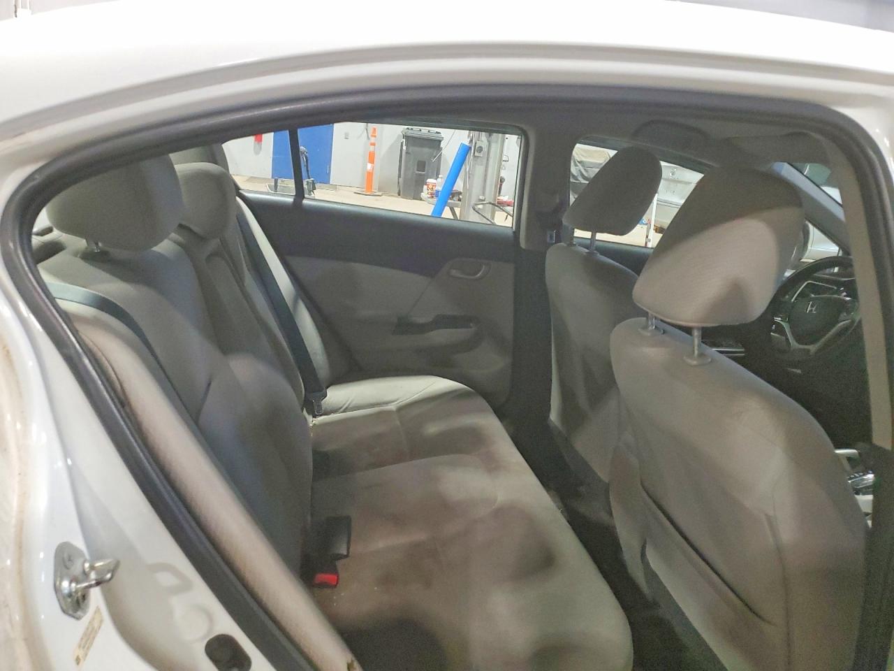 2013 HONDA CIVIC LX photo 28