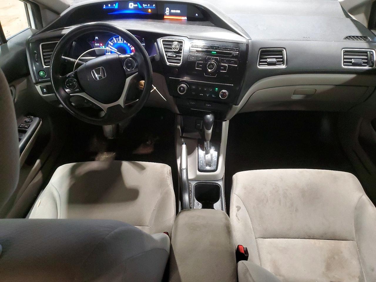 2013 HONDA CIVIC LX photo 22