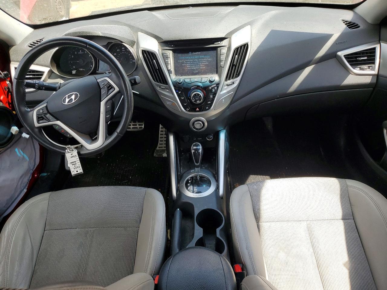 2013 HYUNDAI VELOSTER BASE photo 8
