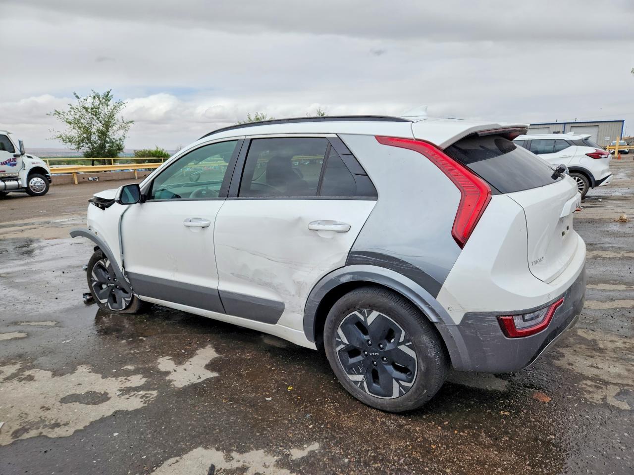 2023 KIA NIRO WAVE photo 3
