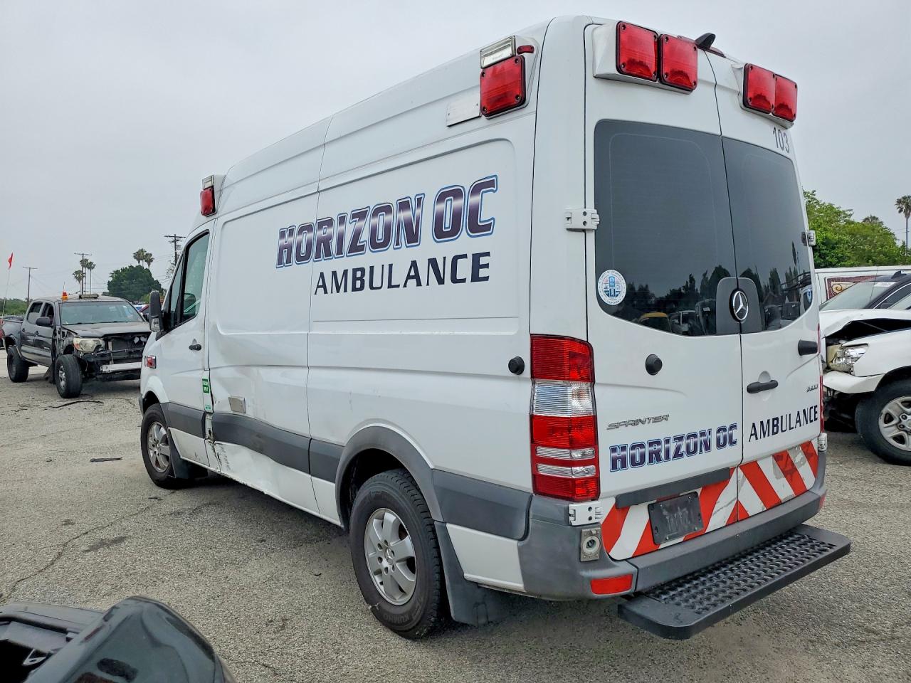 2017 MERCEDES-BENZ SPRINTER 2500 photo 3