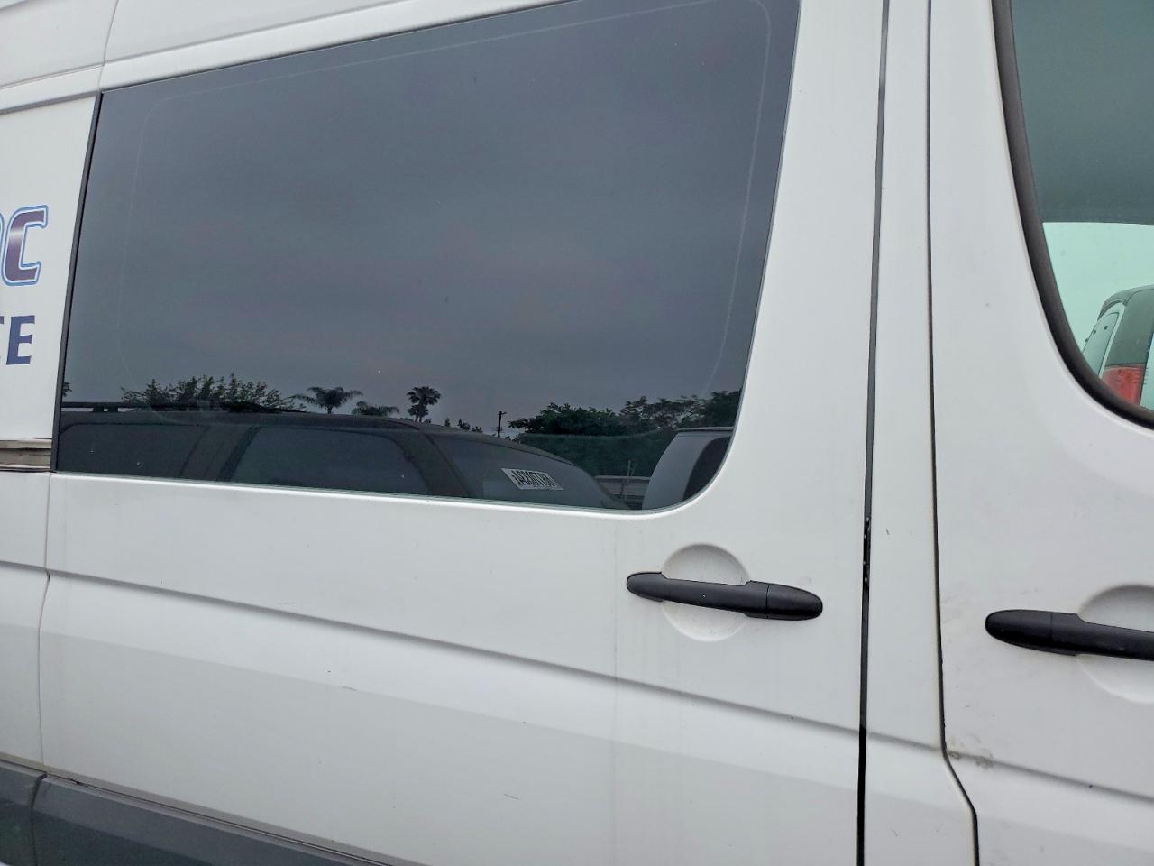 2017 MERCEDES-BENZ SPRINTER 2500 photo 19