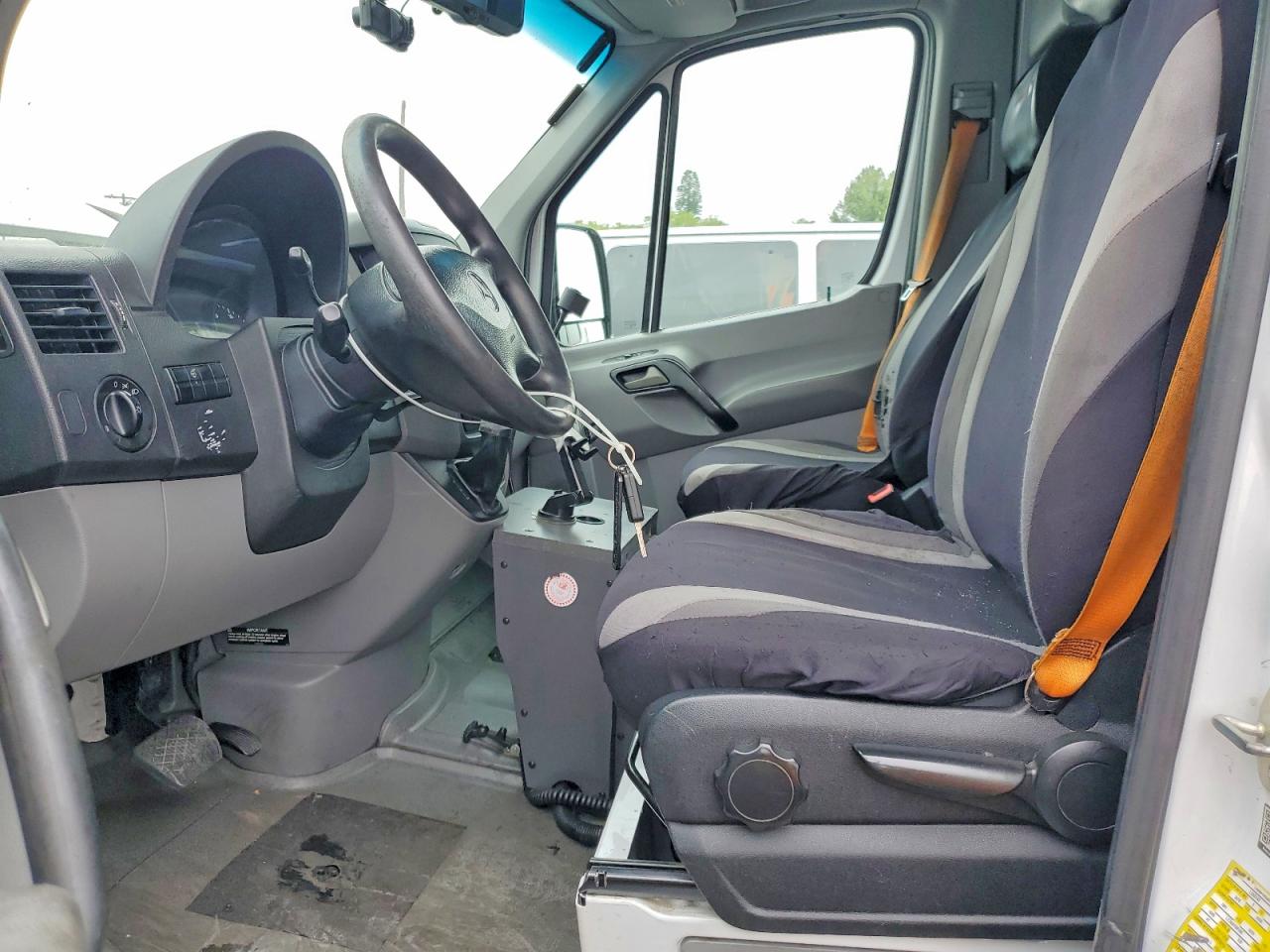 2017 MERCEDES-BENZ SPRINTER 2500 photo 13