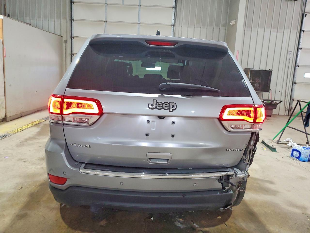 2015 JEEP GRAND CHEROKEE LIMITED photo 11