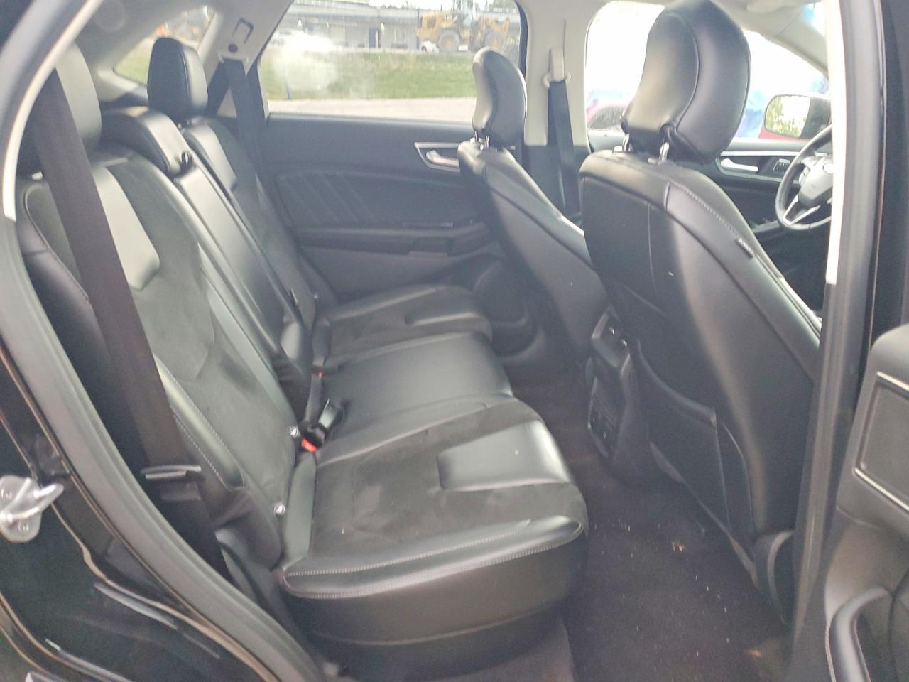 2016 FORD EDGE photo 28