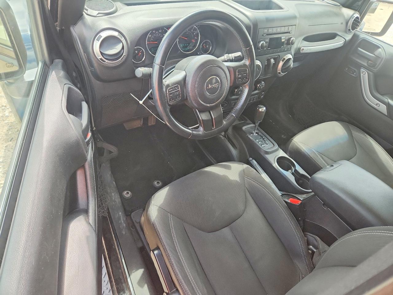2015 JEEP WRANGLER SAHARA photo 22