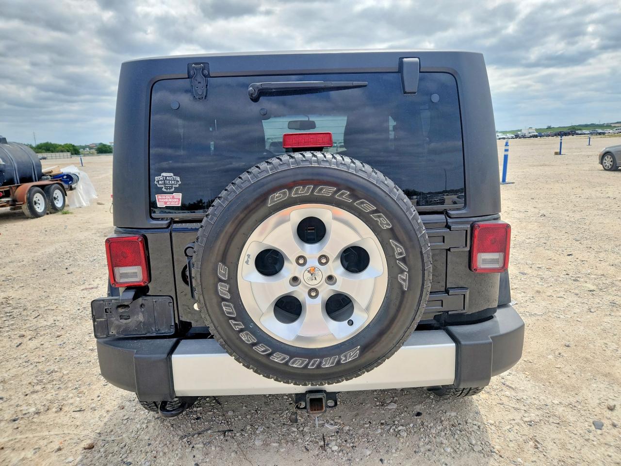 2015 JEEP WRANGLER SAHARA photo 16