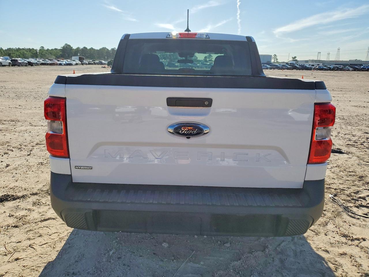 2024 FORD MAVERICK XLT photo 16