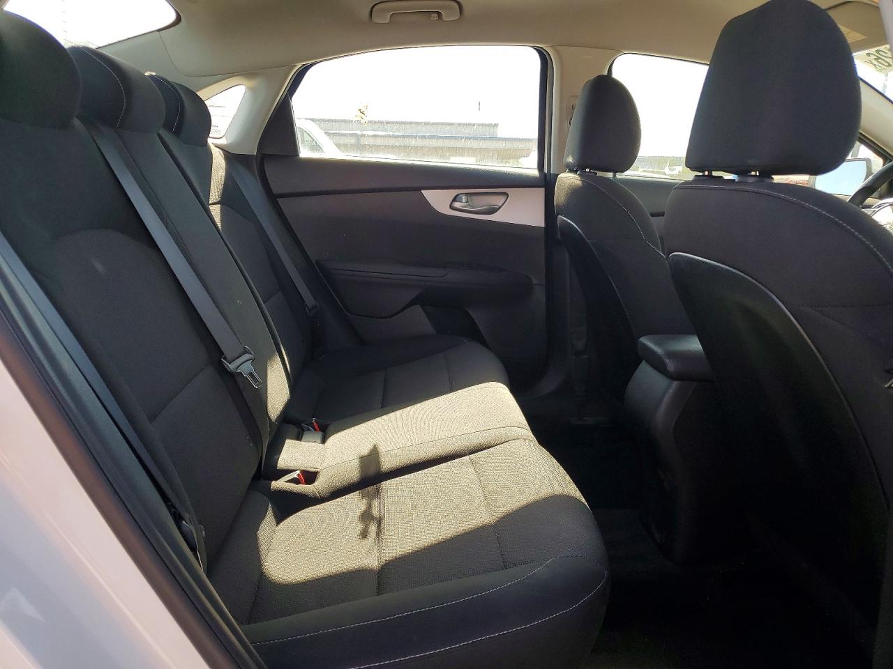 2023 KIA FORTE LXS photo 19