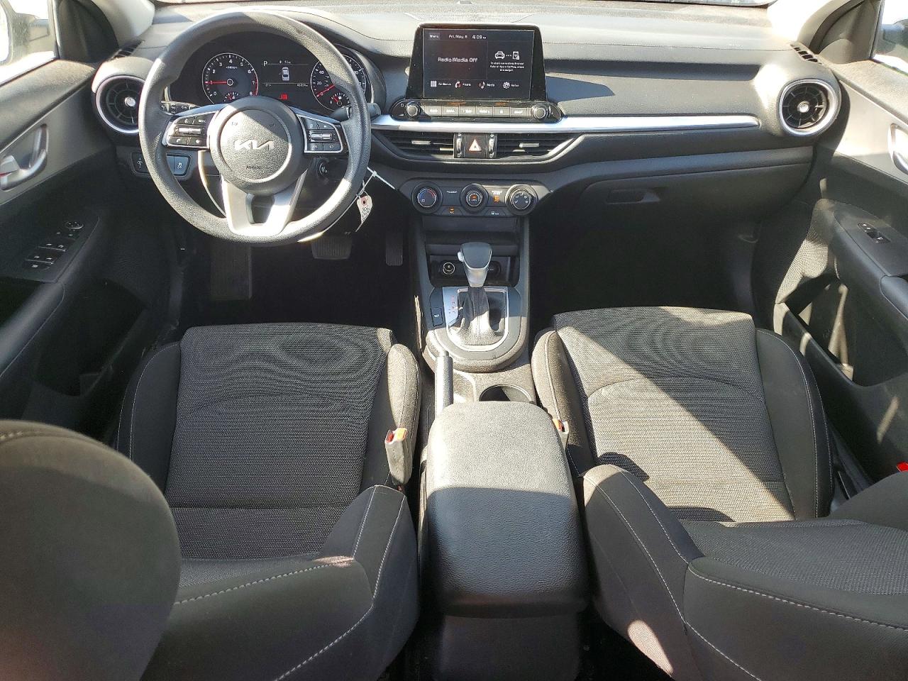 2023 KIA FORTE LXS photo 15
