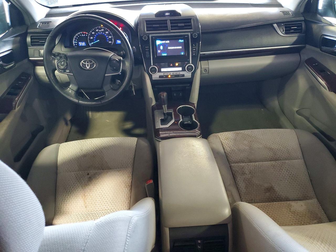 2012 TOYOTA CAMRY XLE photo 15