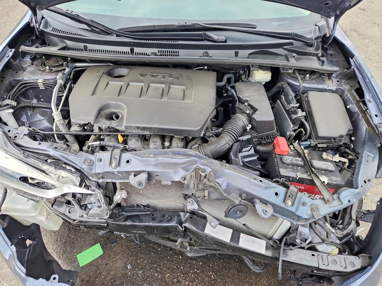 2015 TOYOTA COROLLA LE photo 21