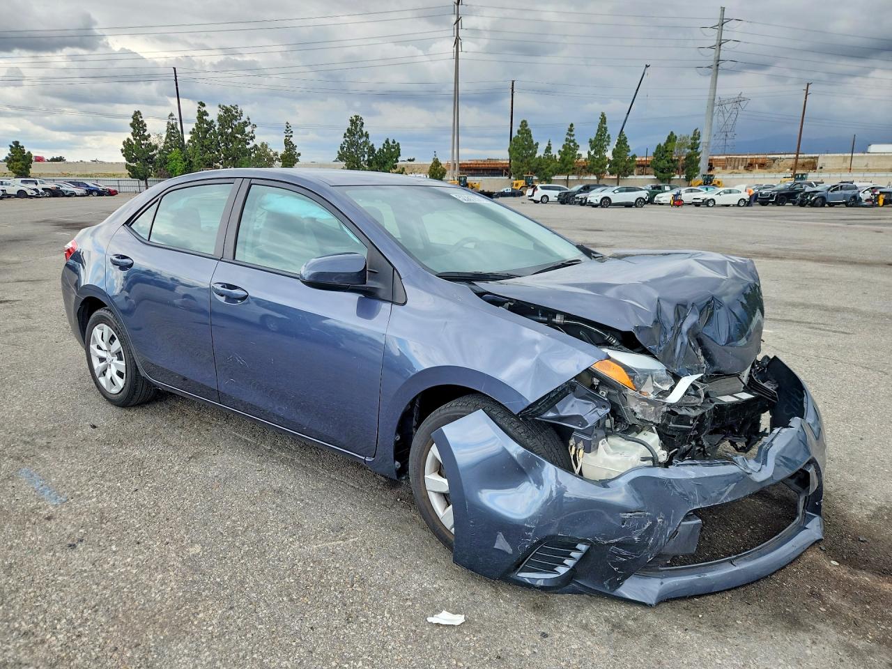 2015 TOYOTA COROLLA LE photo 7