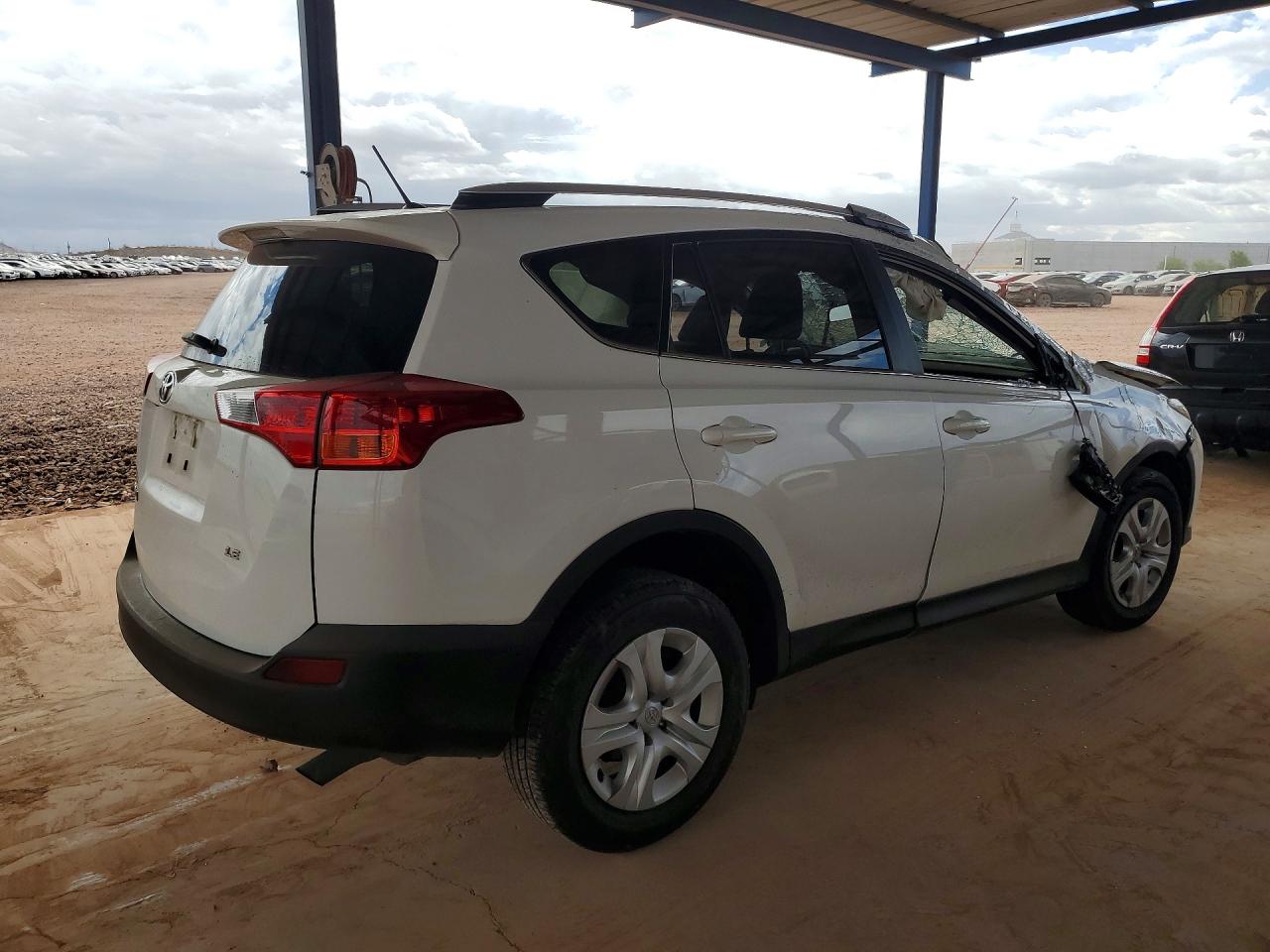2013 TOYOTA RAV4 LE photo 5