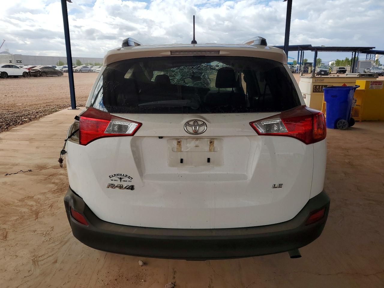 2013 TOYOTA RAV4 LE photo 11