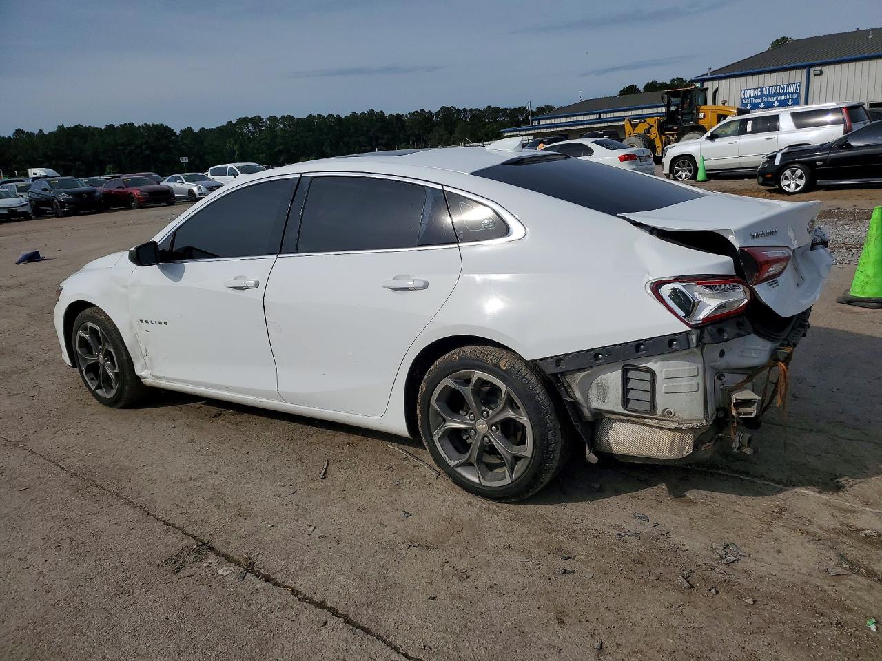 2021 CHEVROLET MALIBU LT photo 3