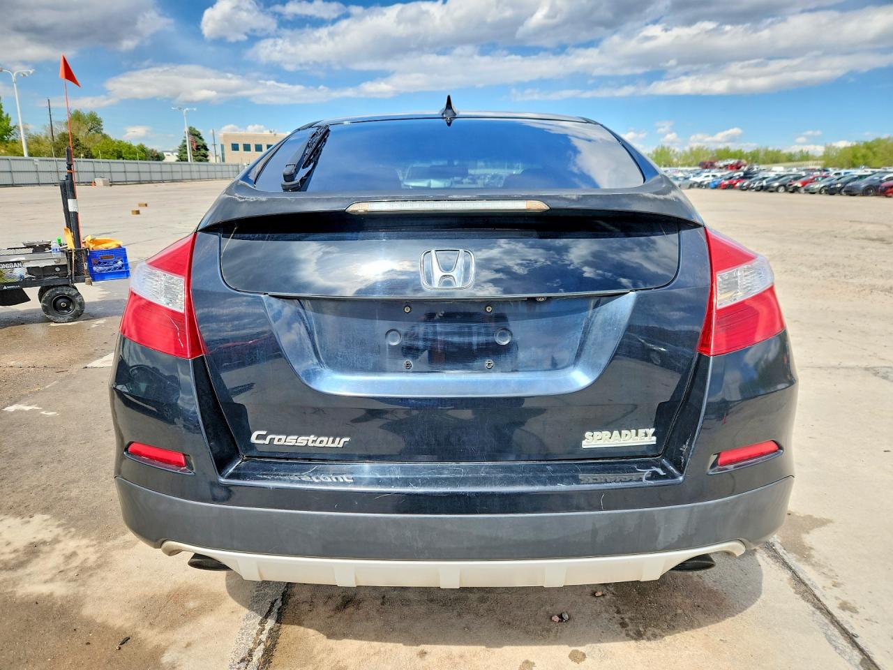 2013 HONDA CROSSTOUR EX photo 11