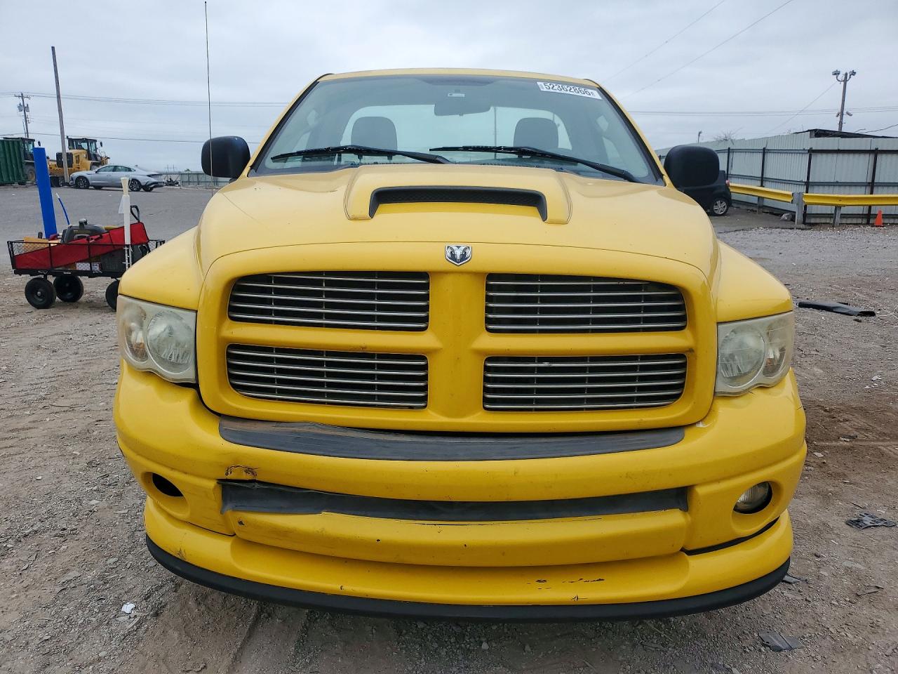 2004 DODGE RAM 1500 ST photo 9