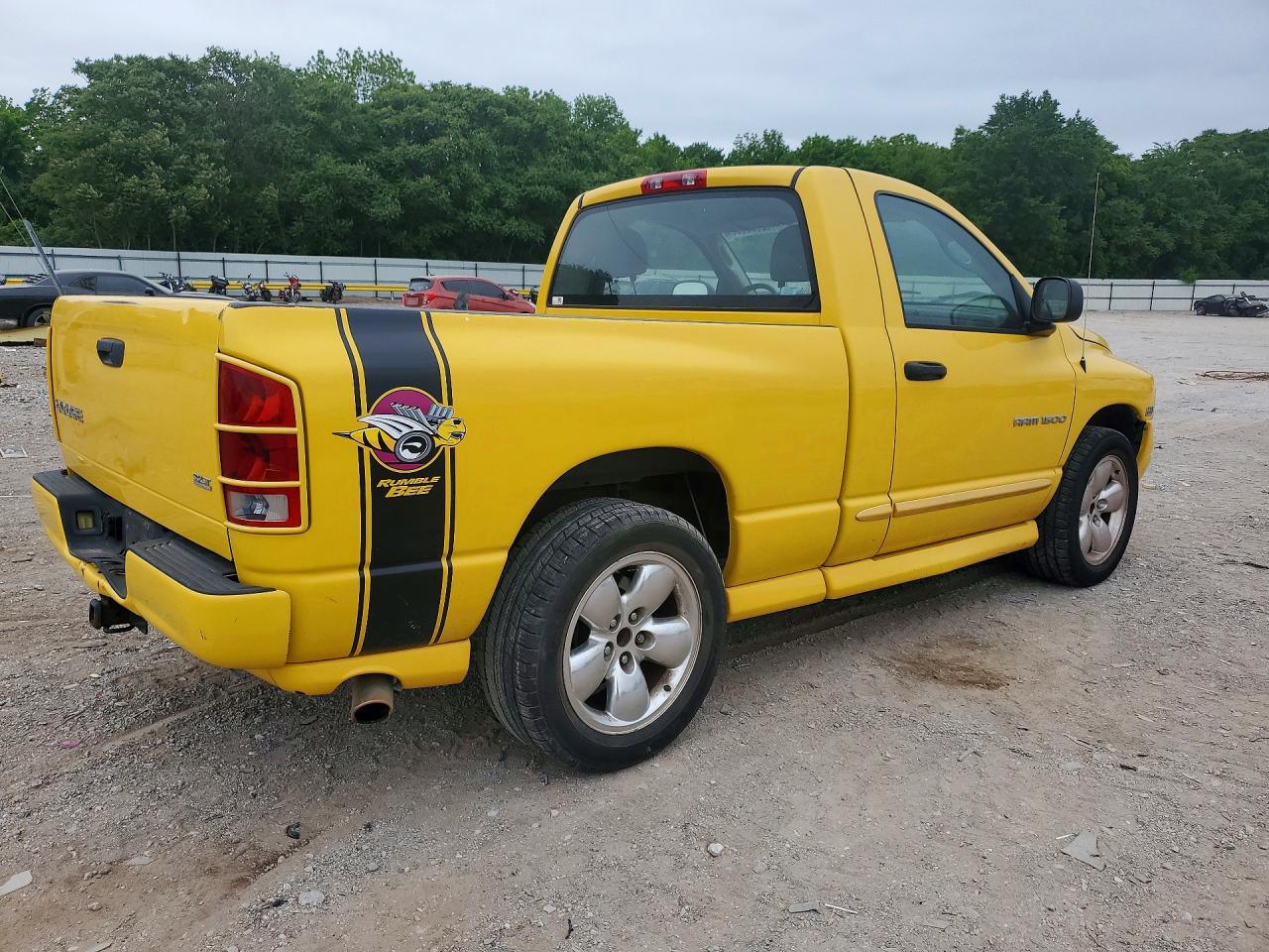 2004 DODGE RAM 1500 ST photo 5