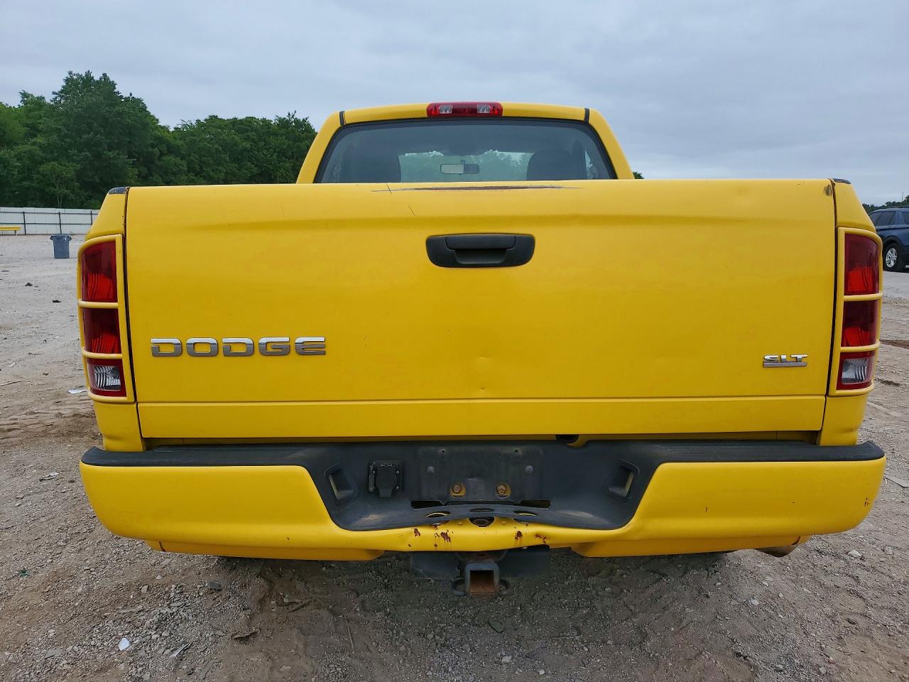 2004 DODGE RAM 1500 ST photo 11