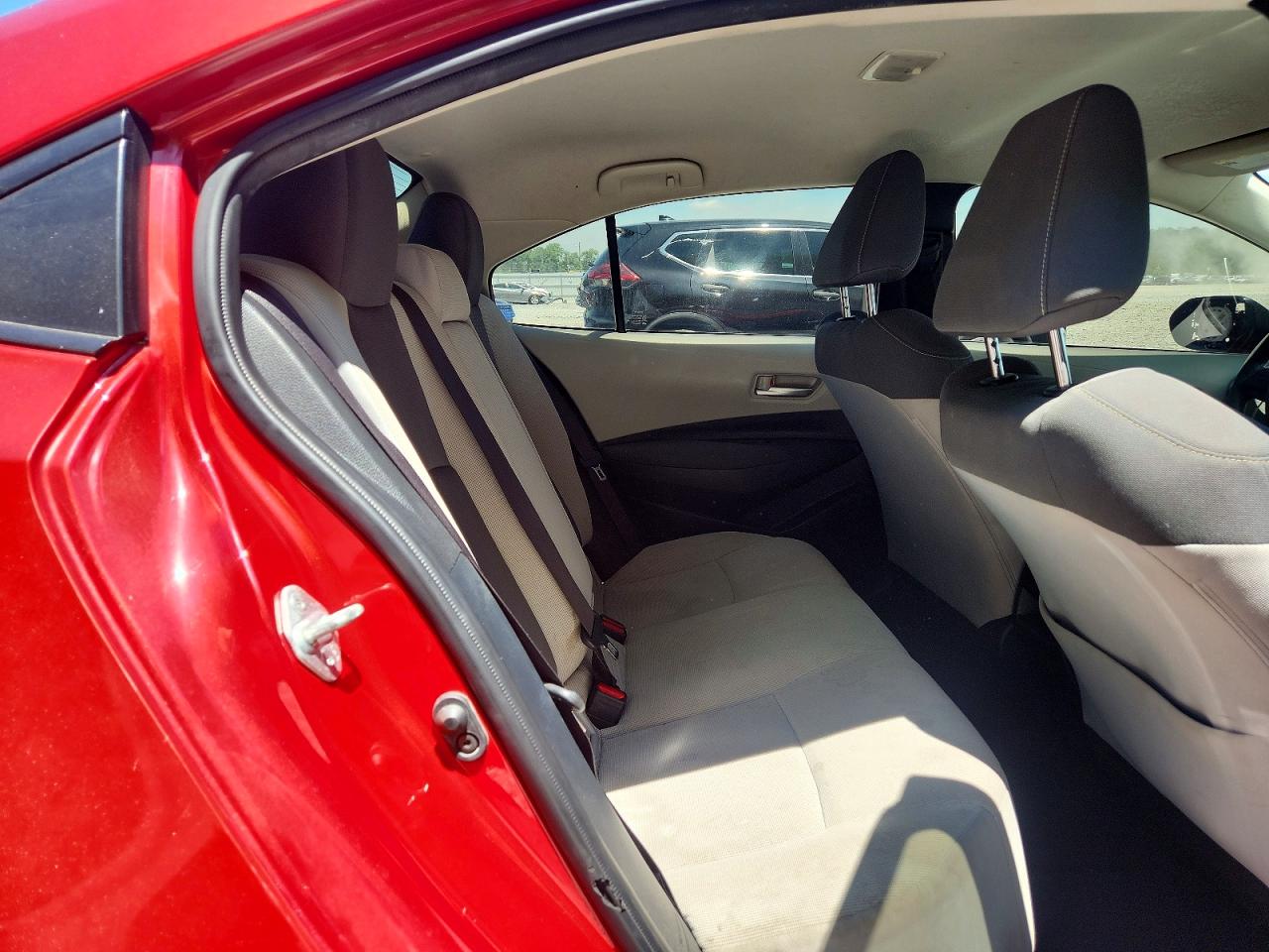 2021 TOYOTA COROLLA LE photo 19