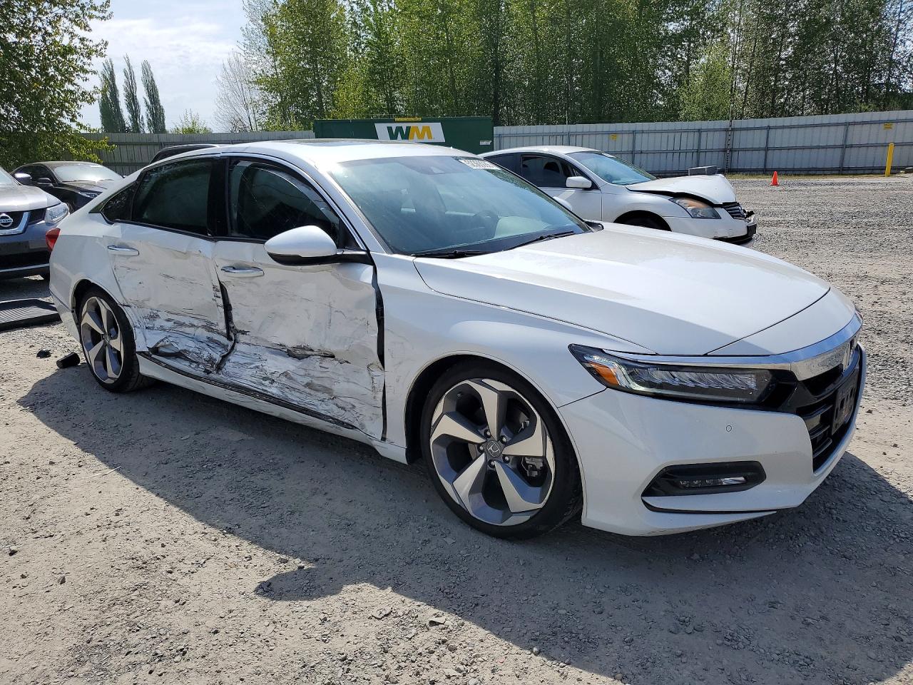 2018 HONDA ACCORD TOURING photo 7