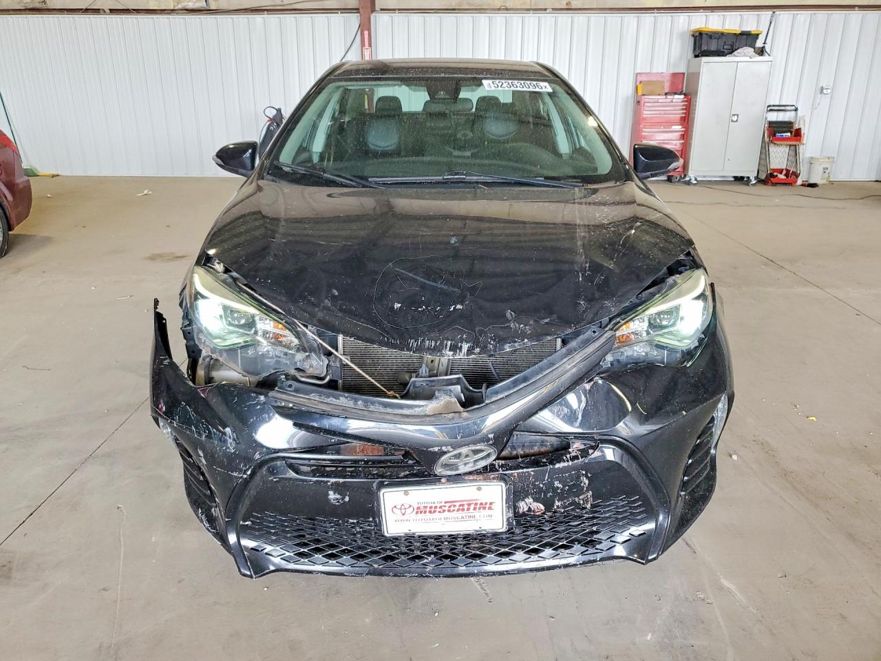 2017 TOYOTA COROLLA SE photo 9