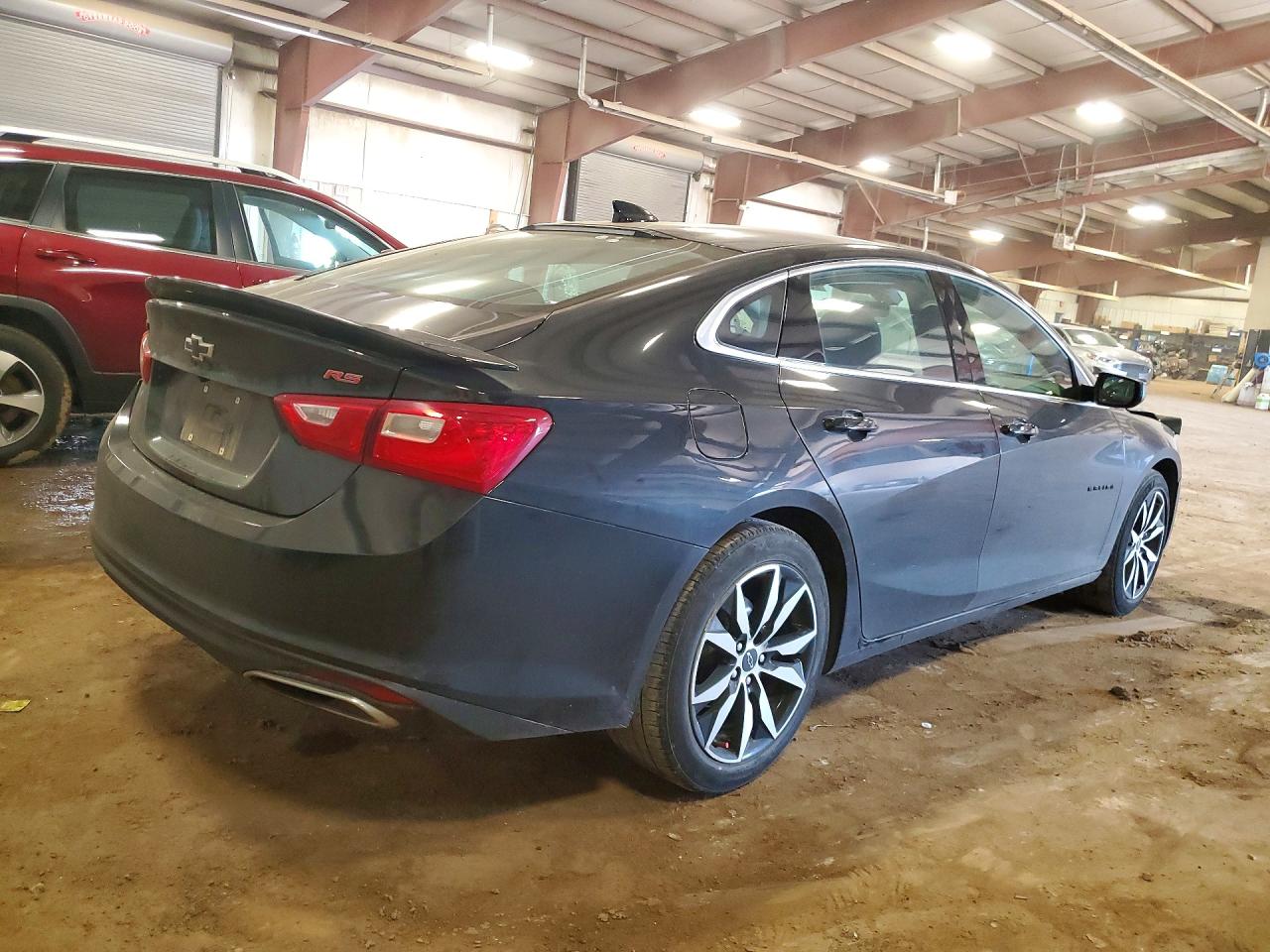 2022 CHEVROLET MALIBU RS photo 3