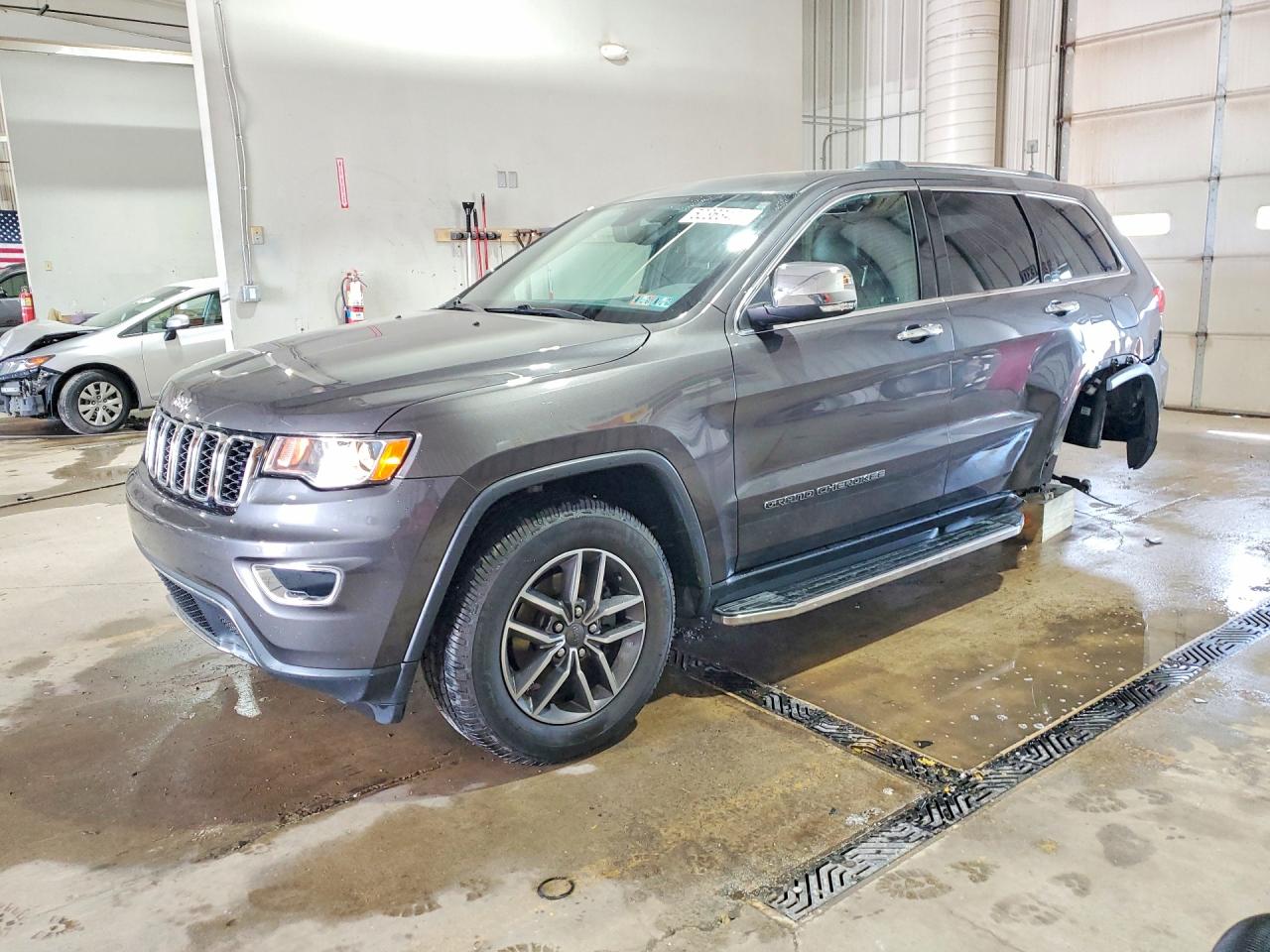 2019 JEEP GRAND CHEROKEE