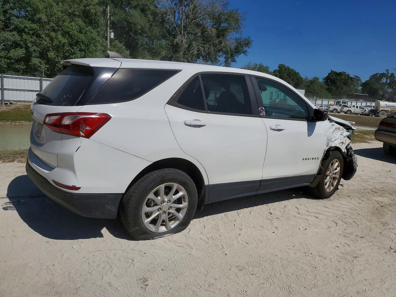 2020 CHEVROLET EQUINOX LS photo 7