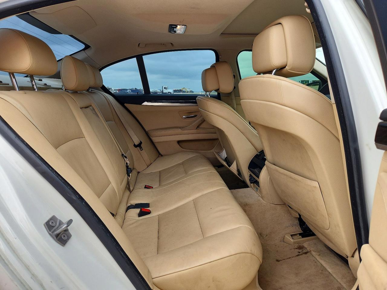 2013 BMW 528 I photo 19