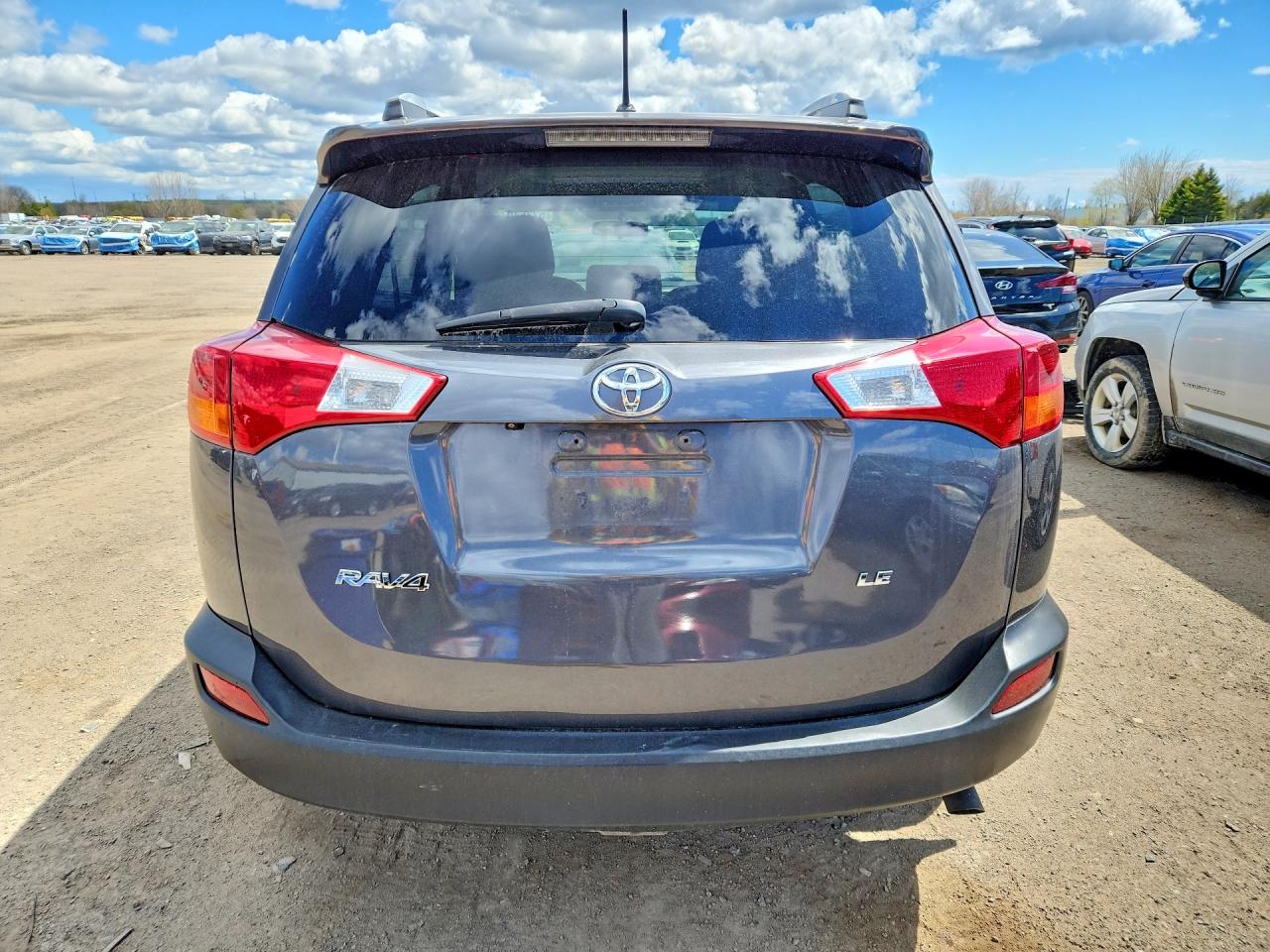 2015 TOYOTA RAV4 LE photo 11