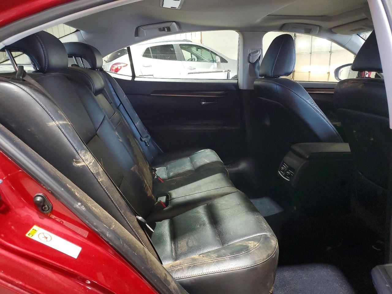 2013 LEXUS ES 350 photo 28