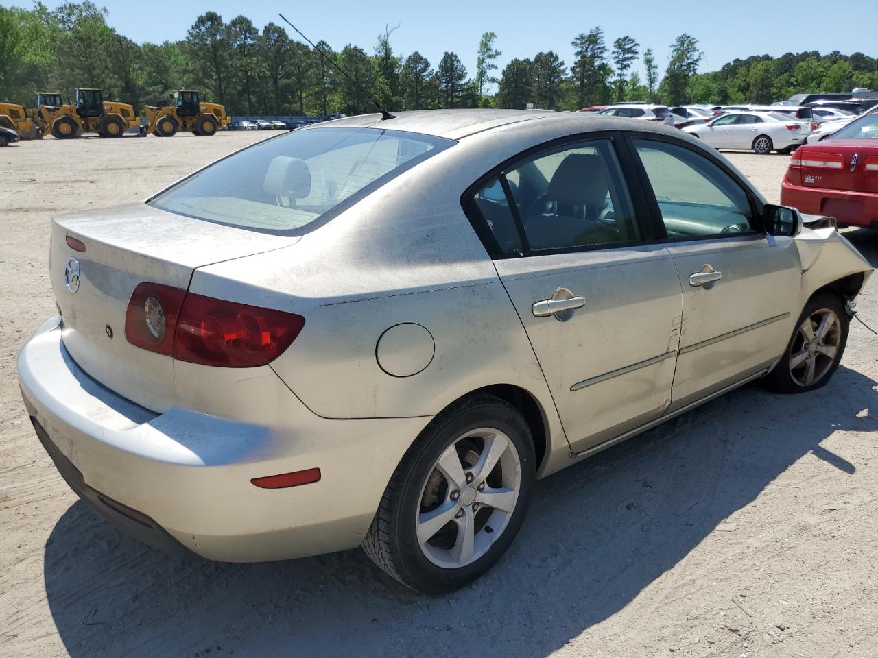 2004 MAZDA 3 photo 5