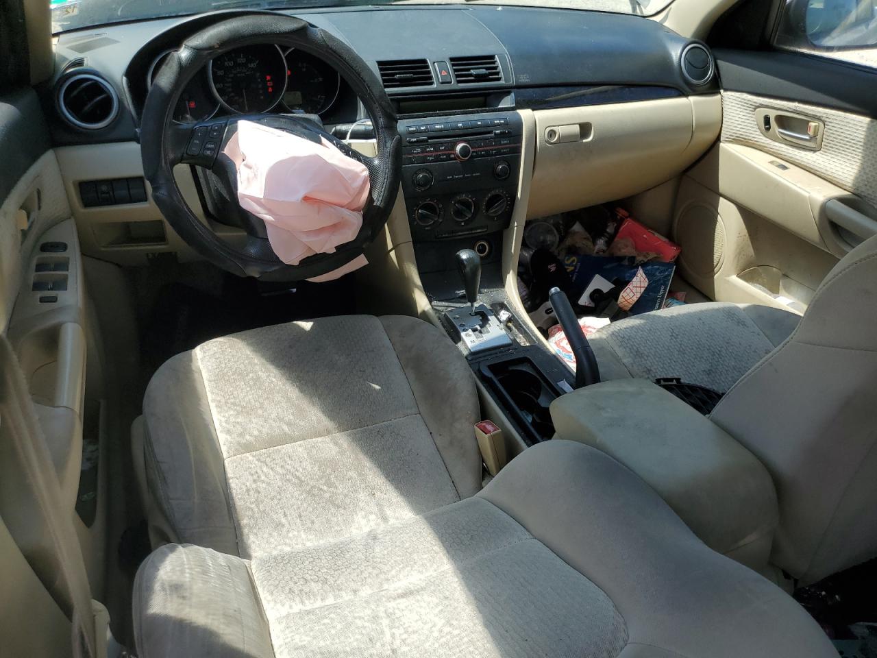 2004 MAZDA 3 photo 15