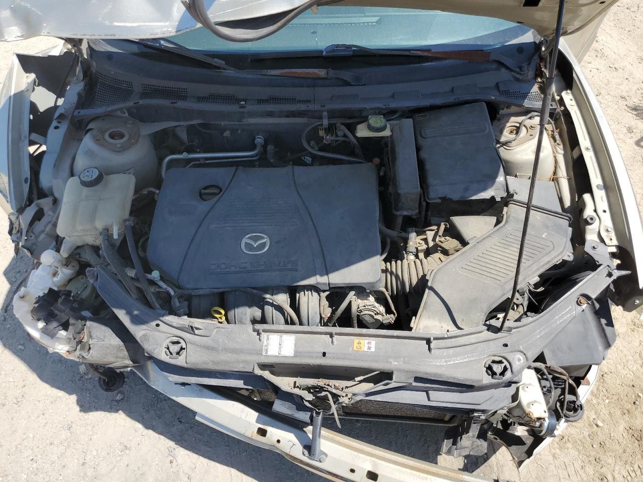 2004 MAZDA 3 photo 21