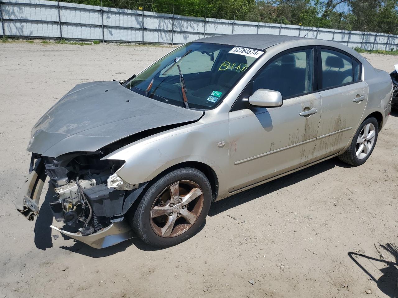 2004 MAZDA 3