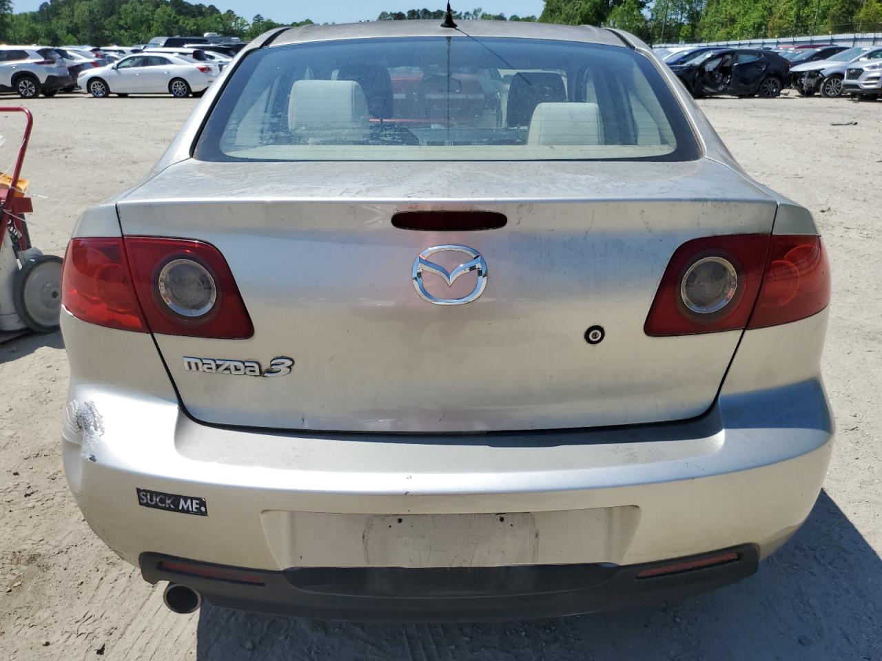 2004 MAZDA 3 photo 11