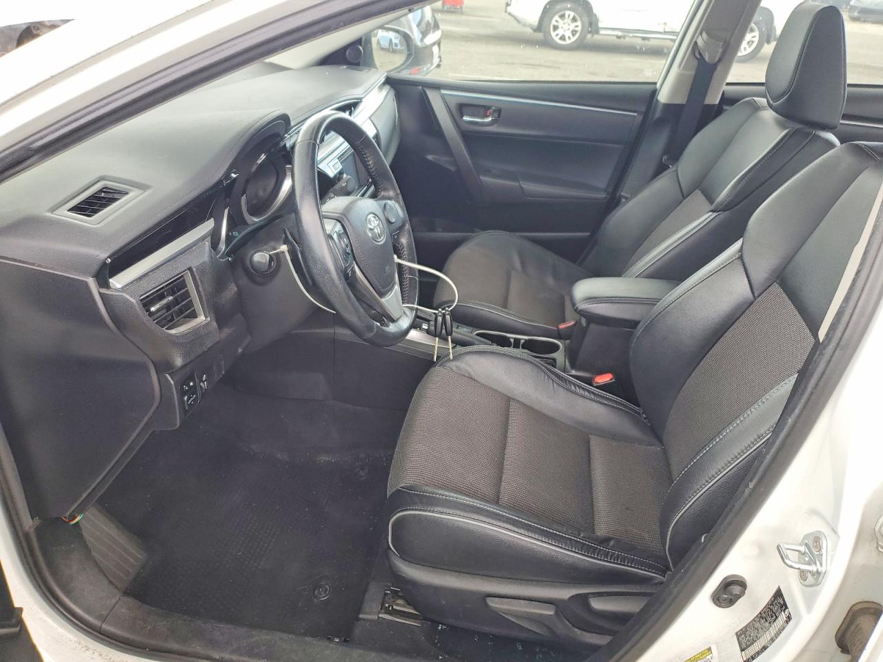 2016 TOYOTA COROLLA S PLUS photo 13